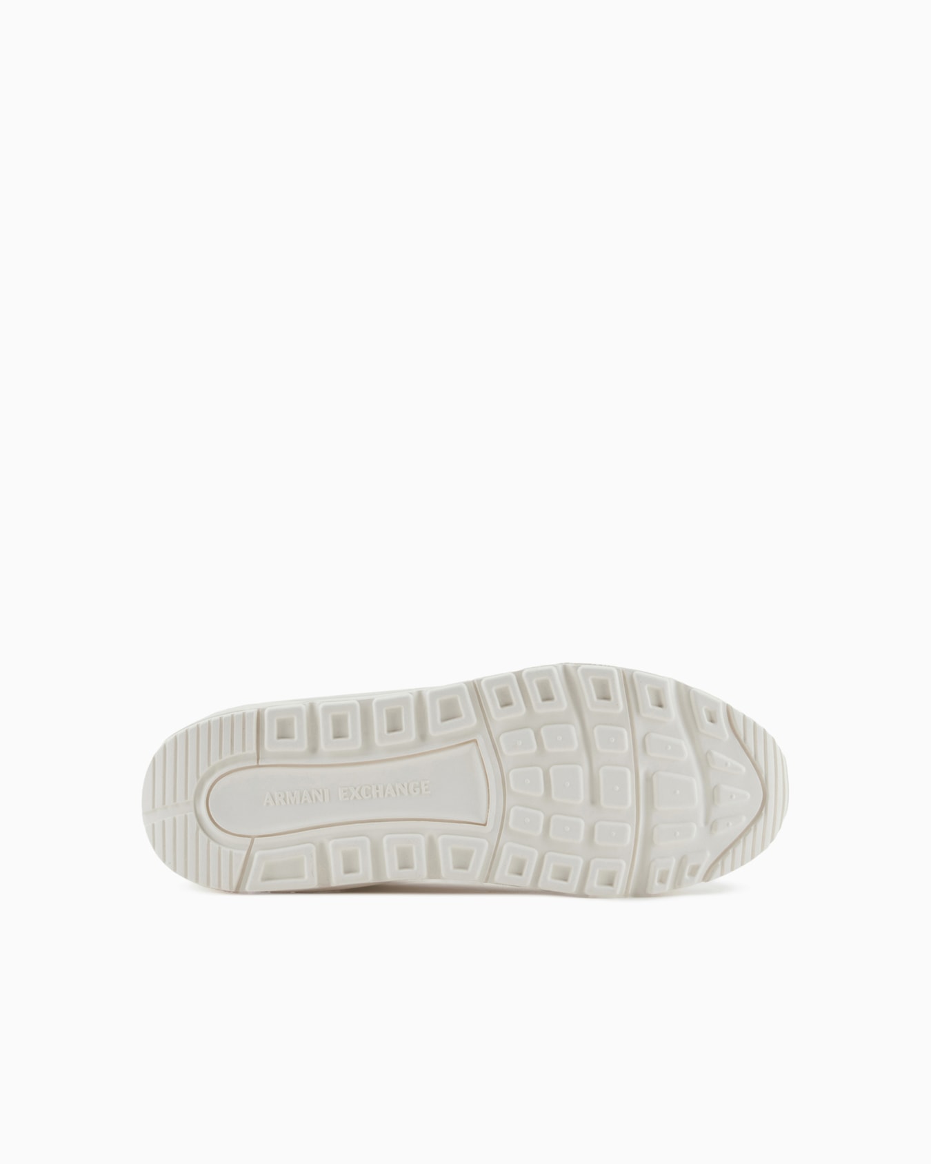 Sneakers in eco-leather with optical effect grooves Slide 5