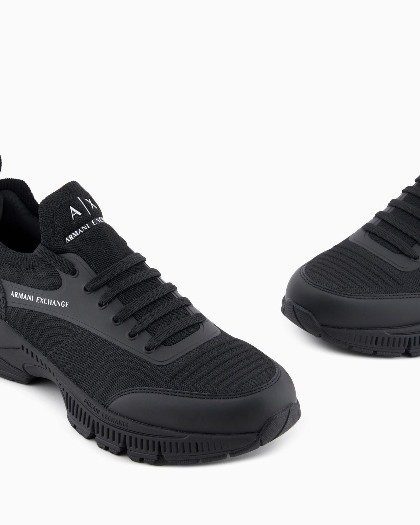 Fabric and mesh sneakers with logo Slide 4