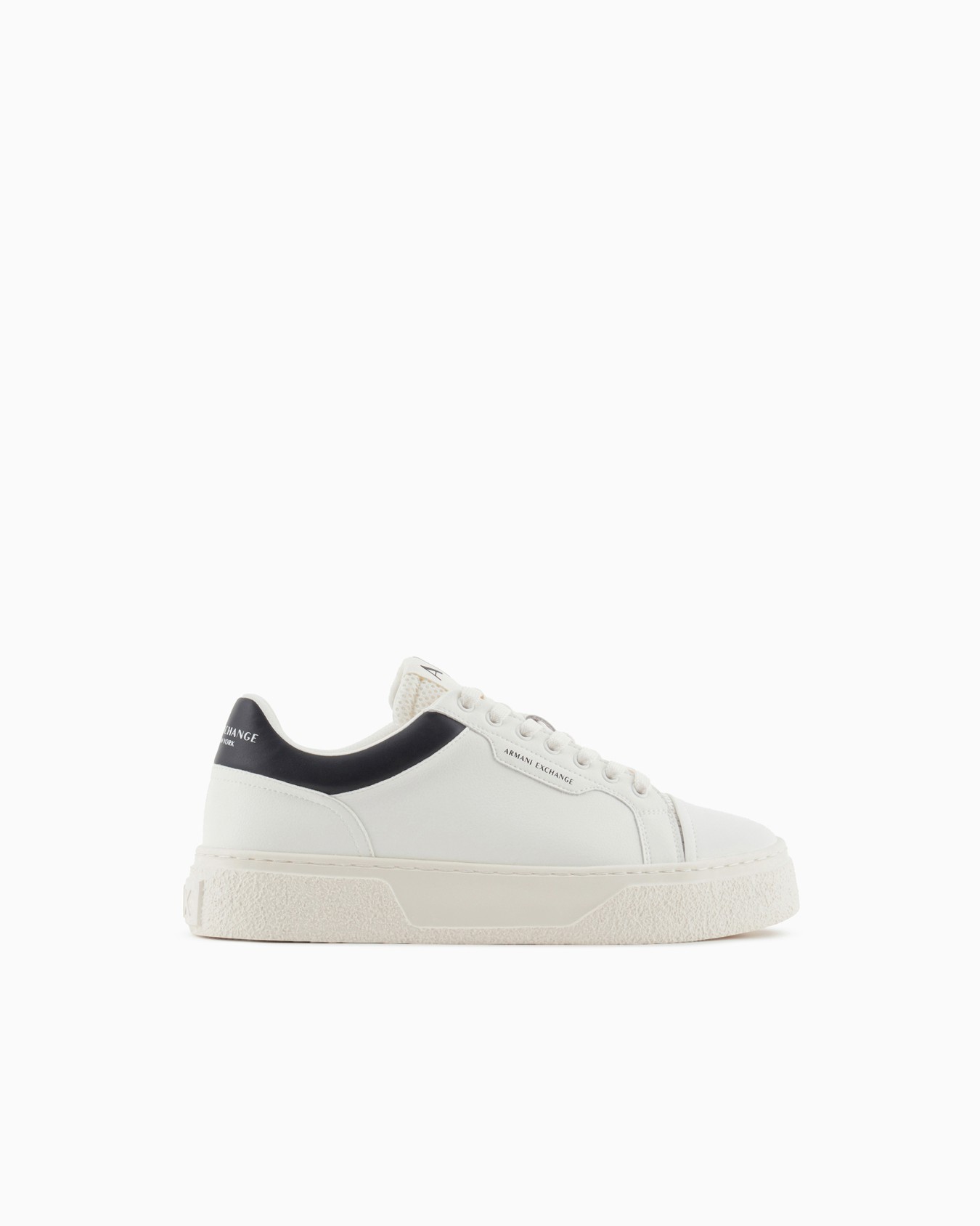 Hammered leather sneakers with contrasting back Slide 0