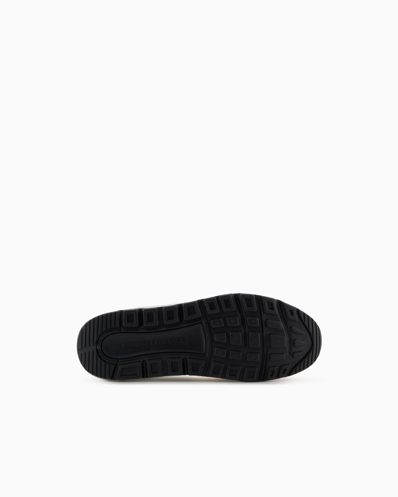 Sneakers with side logo and contrasting inserts Slide 5