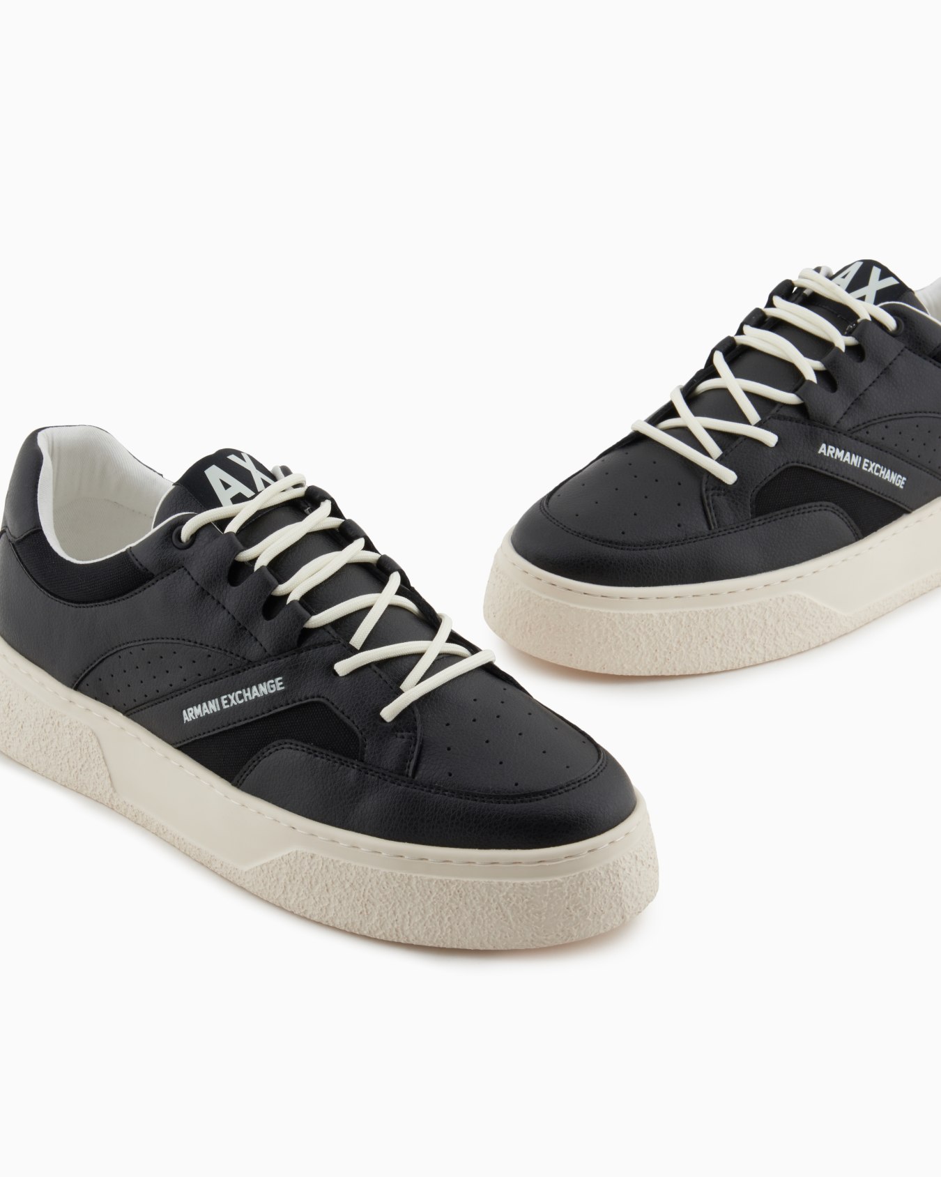 Oversized leather sneakers Slide 4