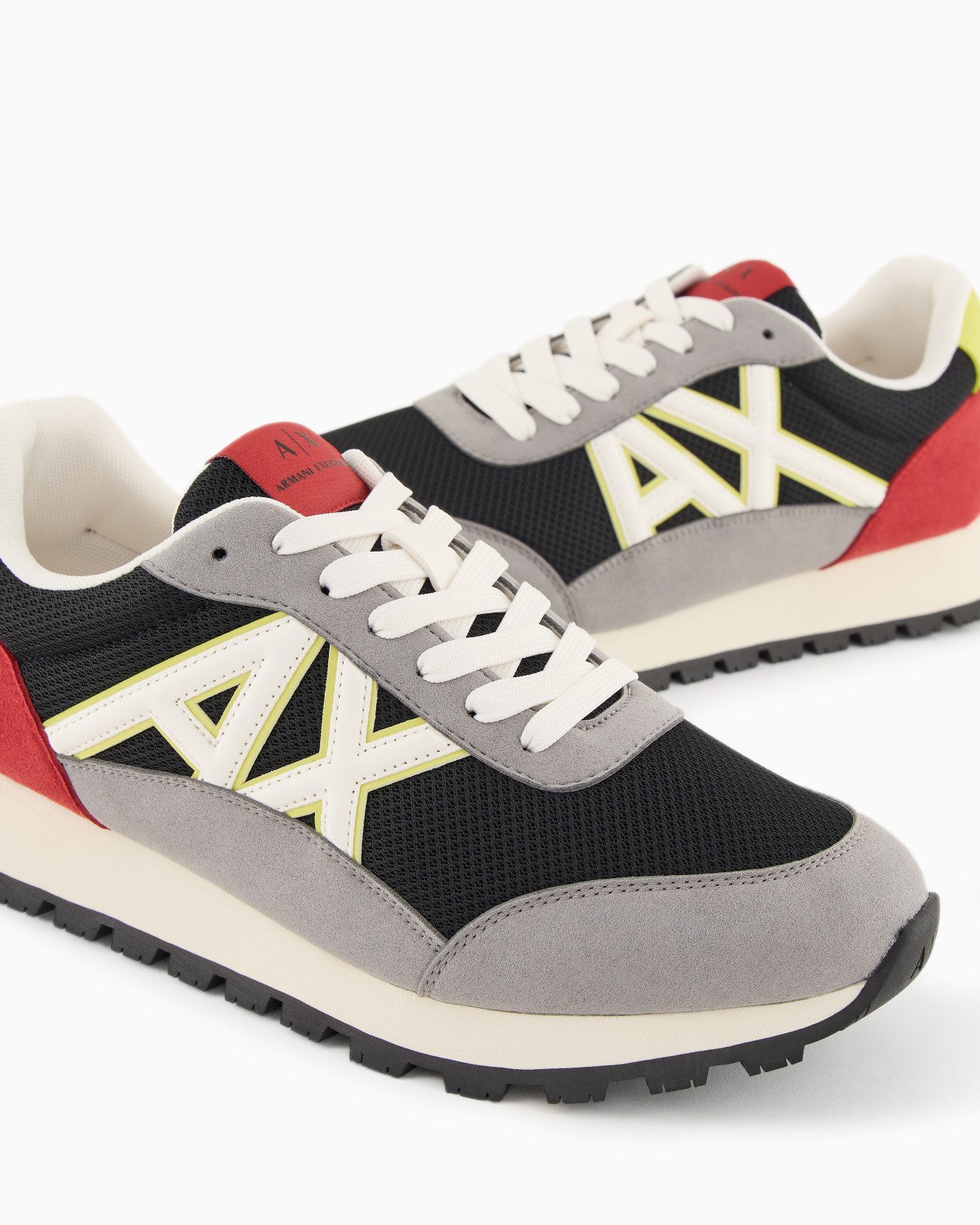 Sneakers in eco-suede, mesh and nylon Slide 4