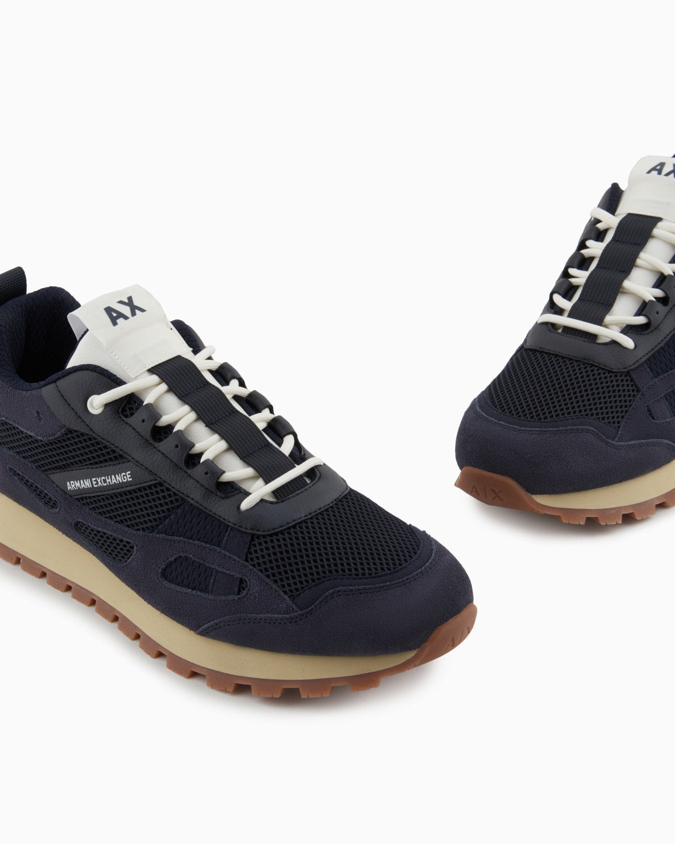 Sneakers in eco-suede, mesh and nylon Slide 4
