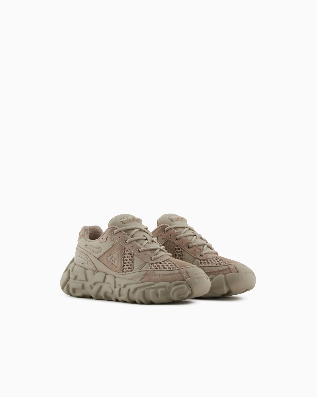 Sneakers with oversized sole Slide 1