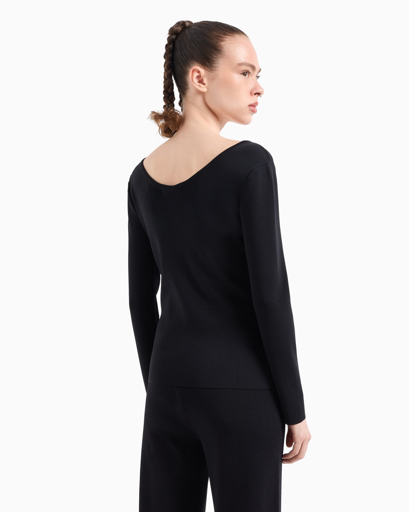  Basic long sleeve t-shirt Slide 2
