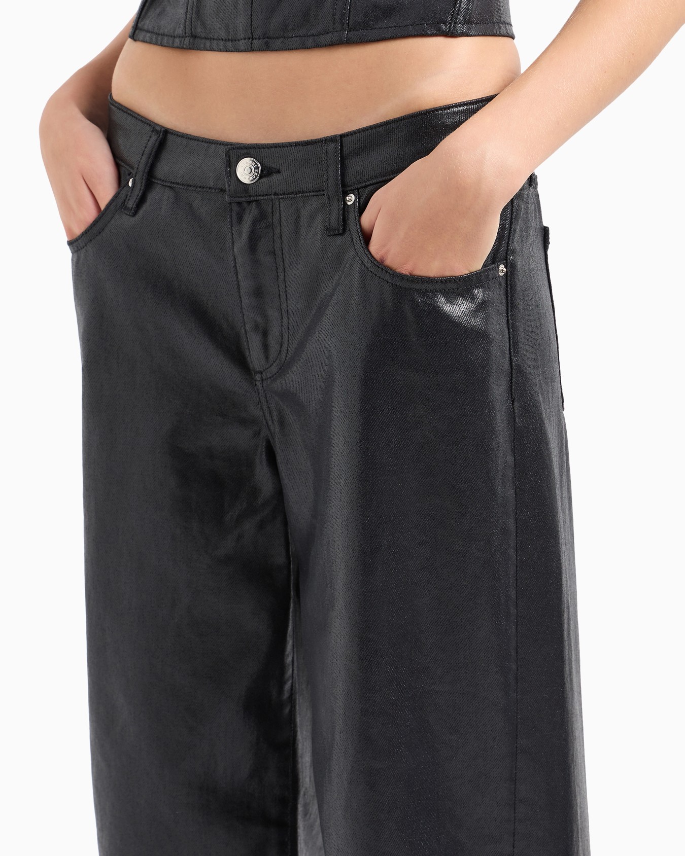 Relaxed fit jeans in ultra shiny cotton denim Slide 4