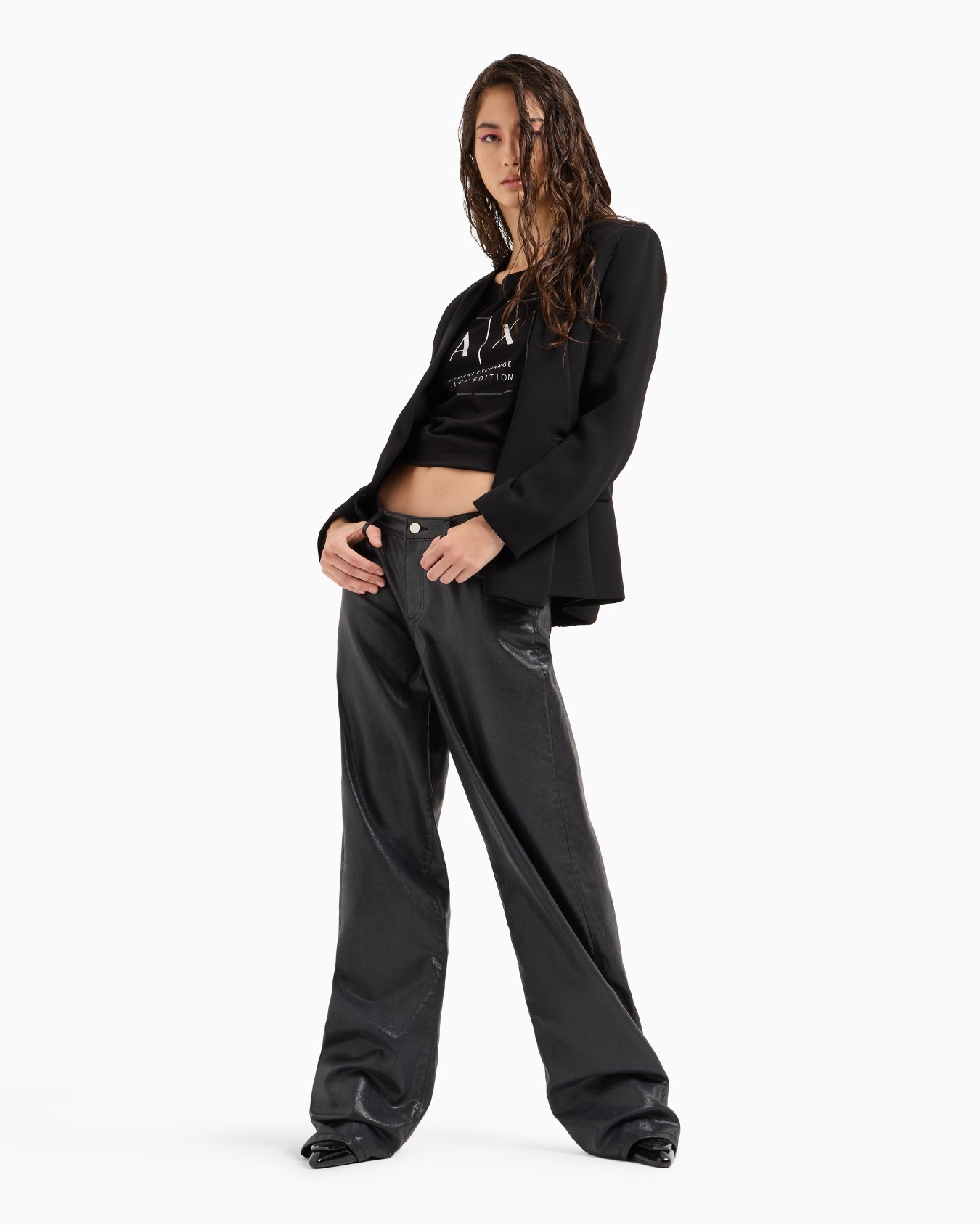 Relaxed fit T-shirt with maxi metal logo Slide 3