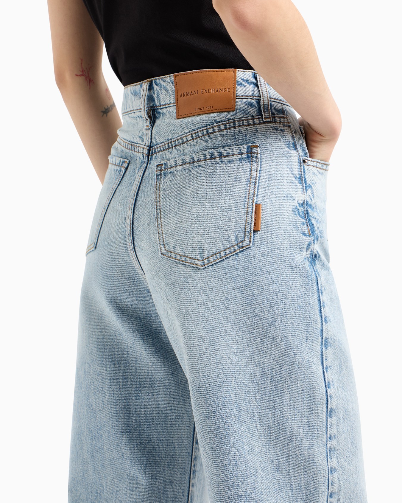 Relaxed fit jeans in ASV rigid denim Slide 4