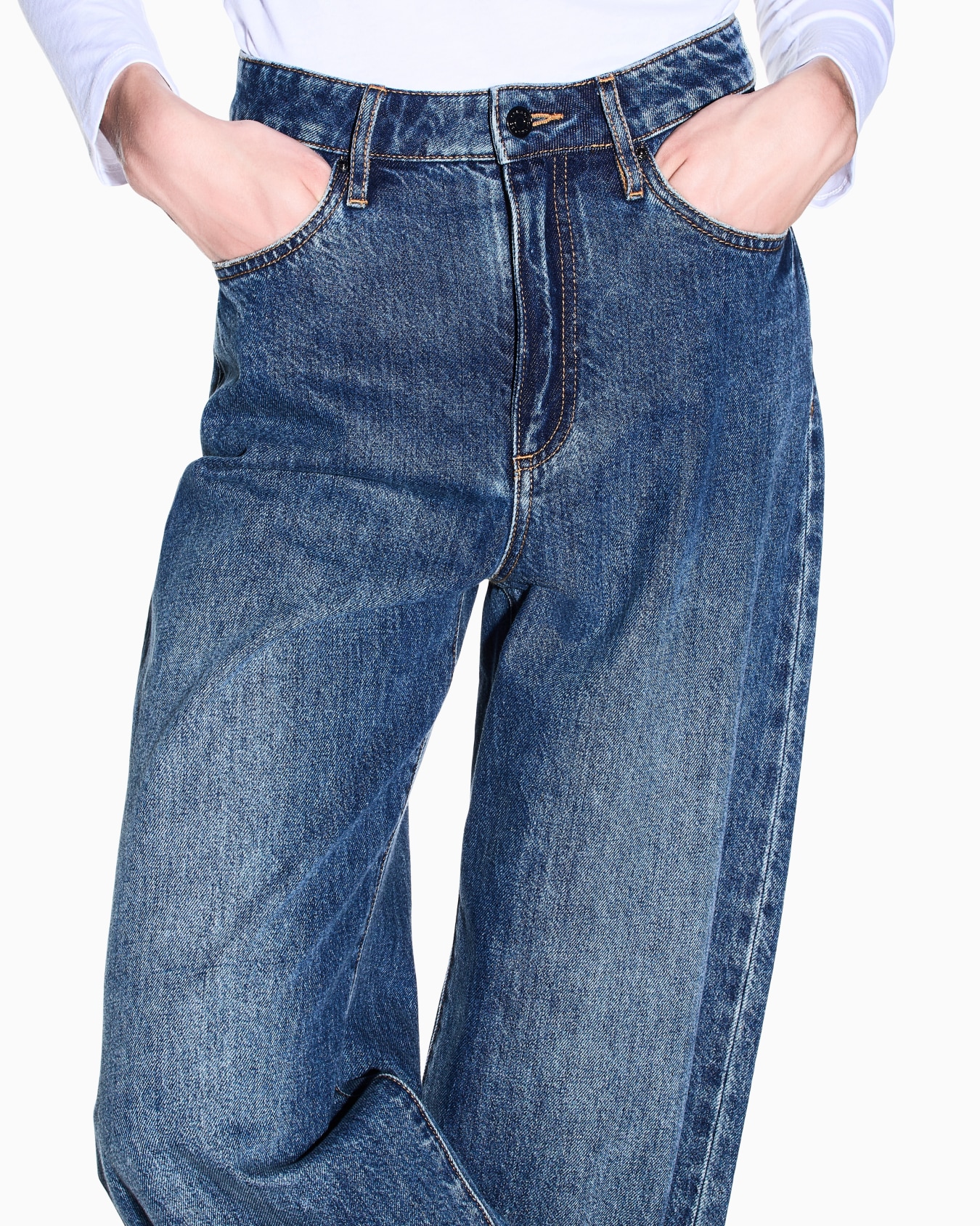 Oversized fit 5-pocket pants in rigid cotton denim Slide 6