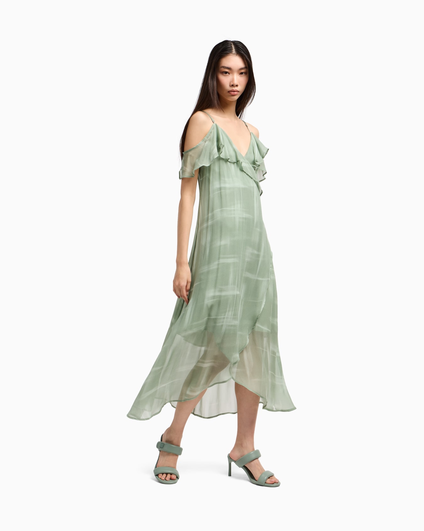 Long dress in viscose chiffon Slide 3