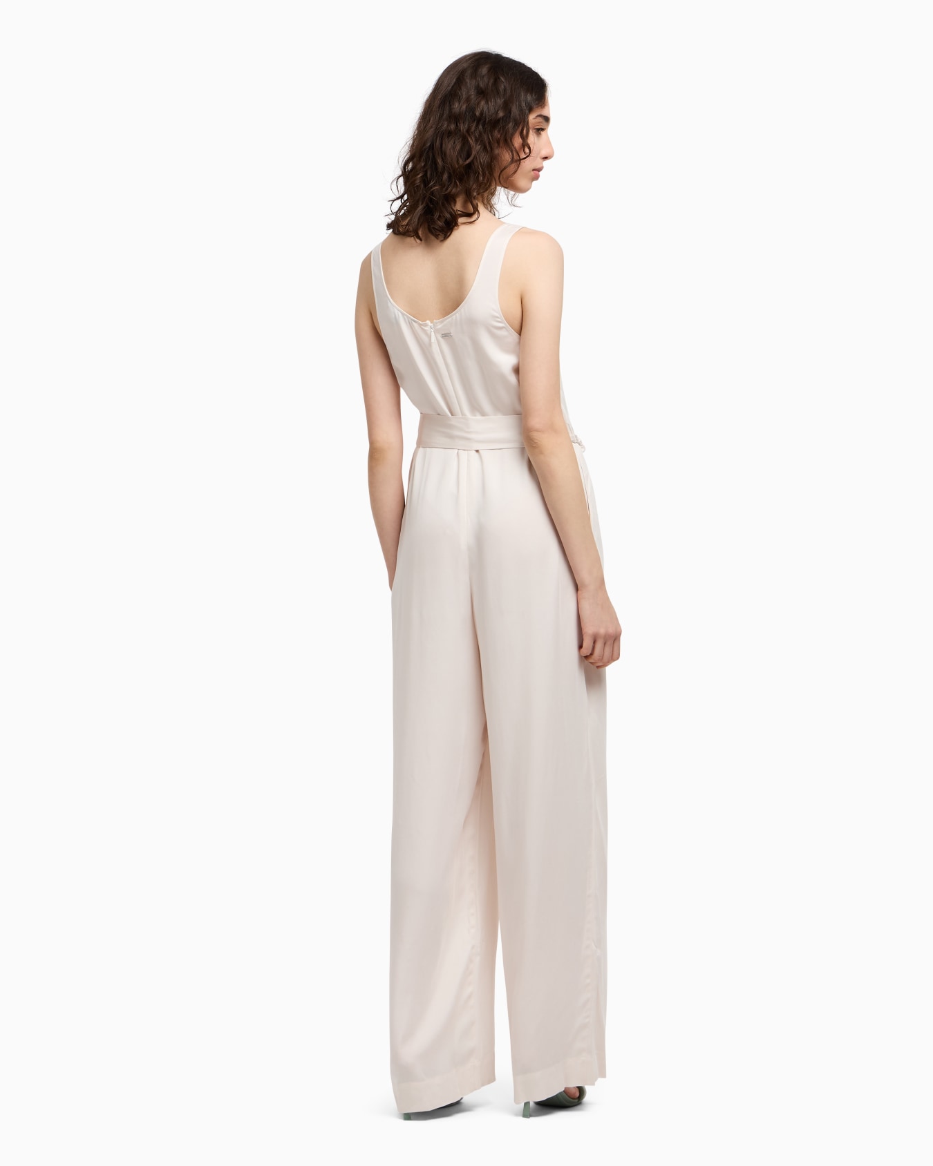 Fluid viscose jumpsuit Slide 2