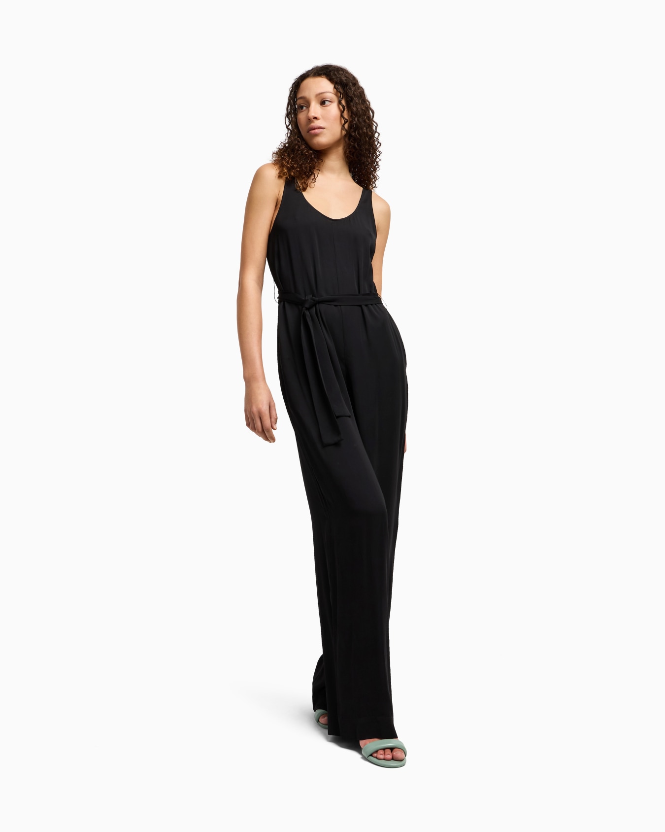 Fluid viscose jumpsuit Slide 3