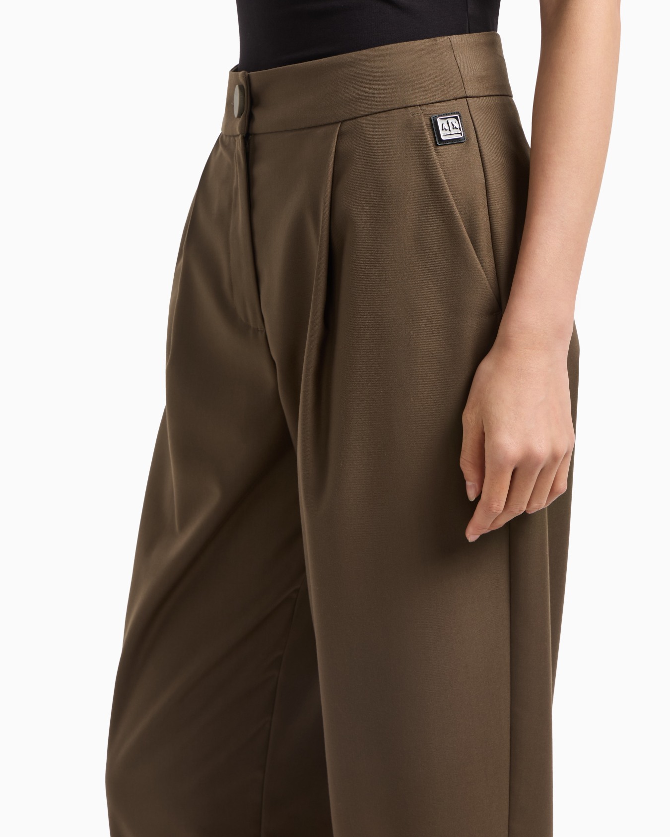 Twill pleated trousers Slide 4