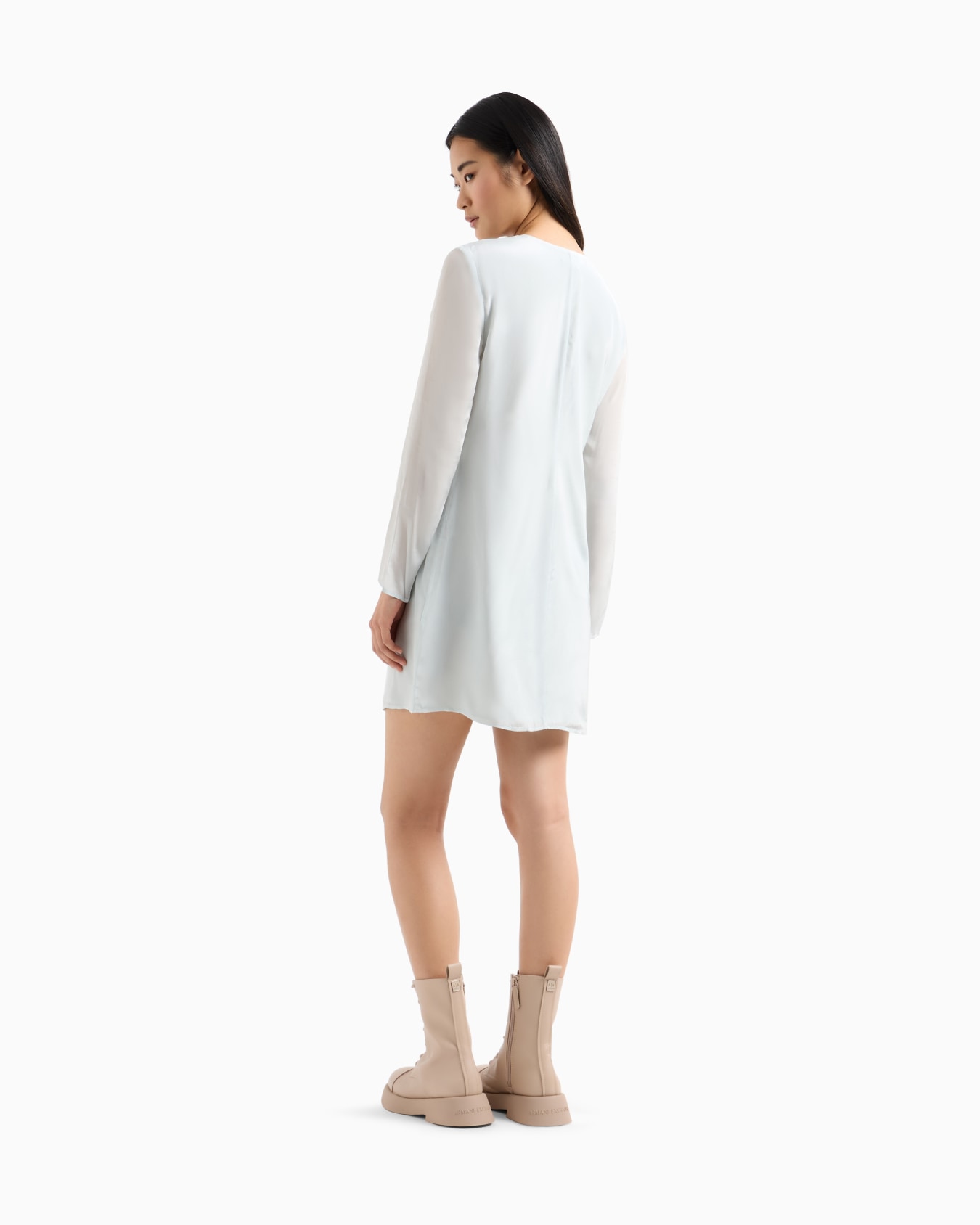 Short viscose dress with bow Slide 2