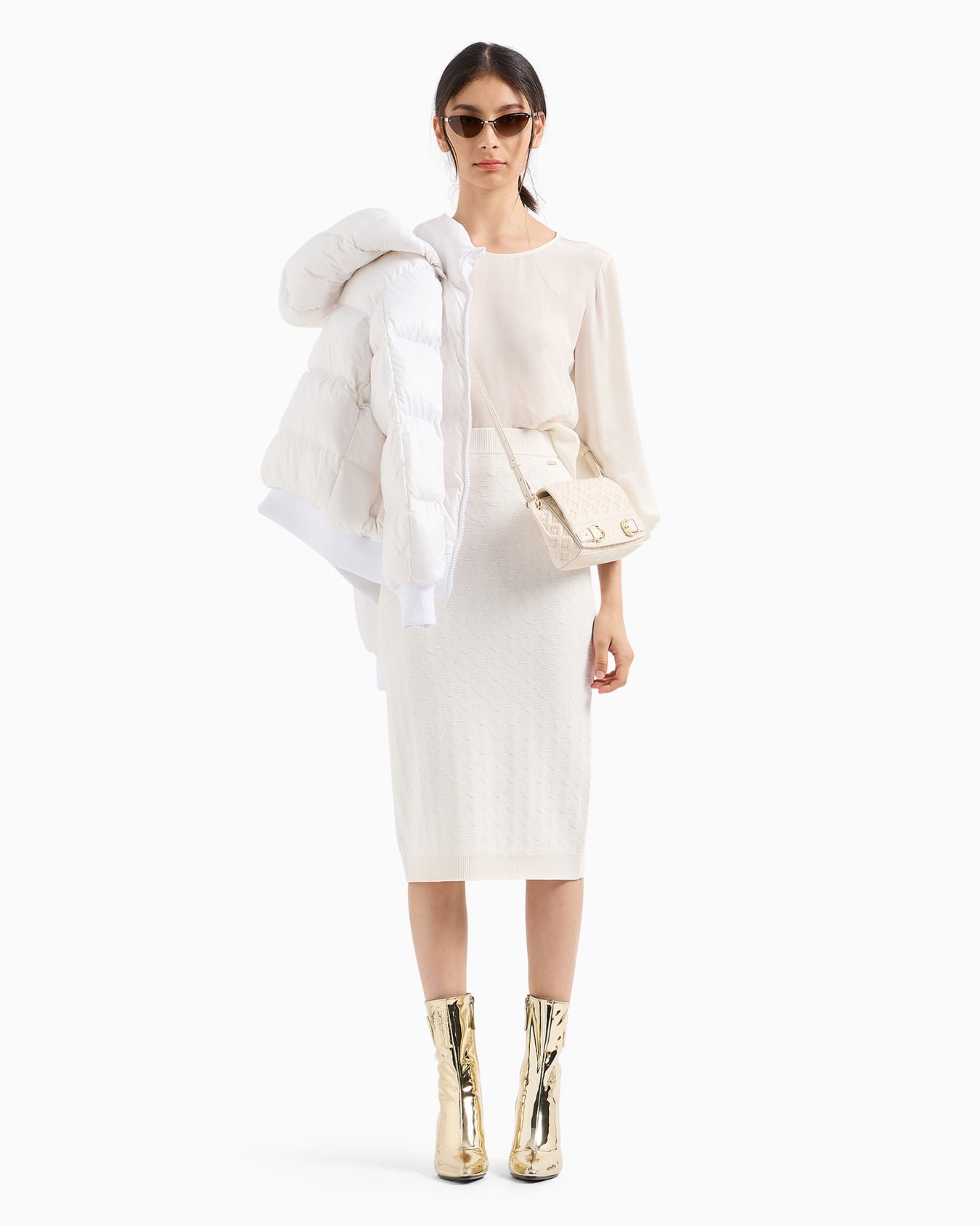 ICON ショートダウンジャケット スライドする 3