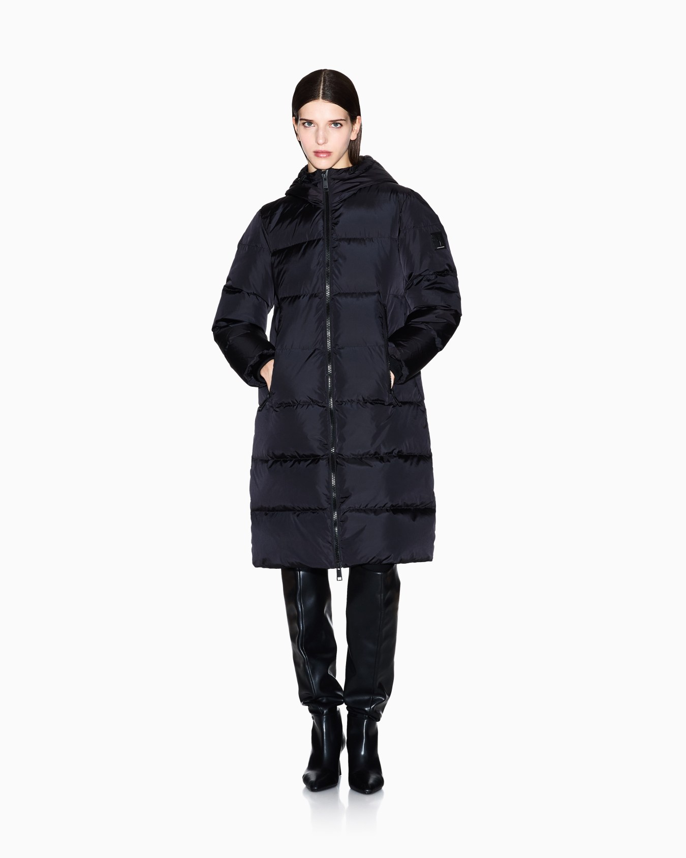  Long padded down jacket Slide 1