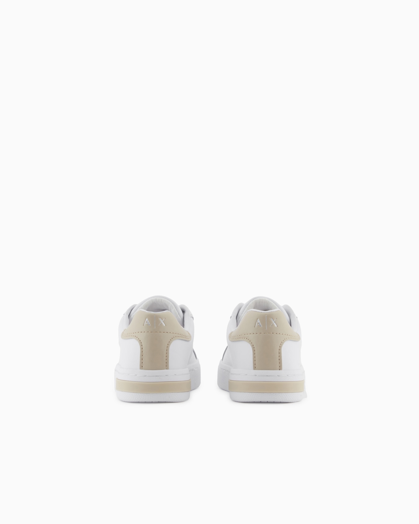 Baskets avec lacets et logo Diapositive 3