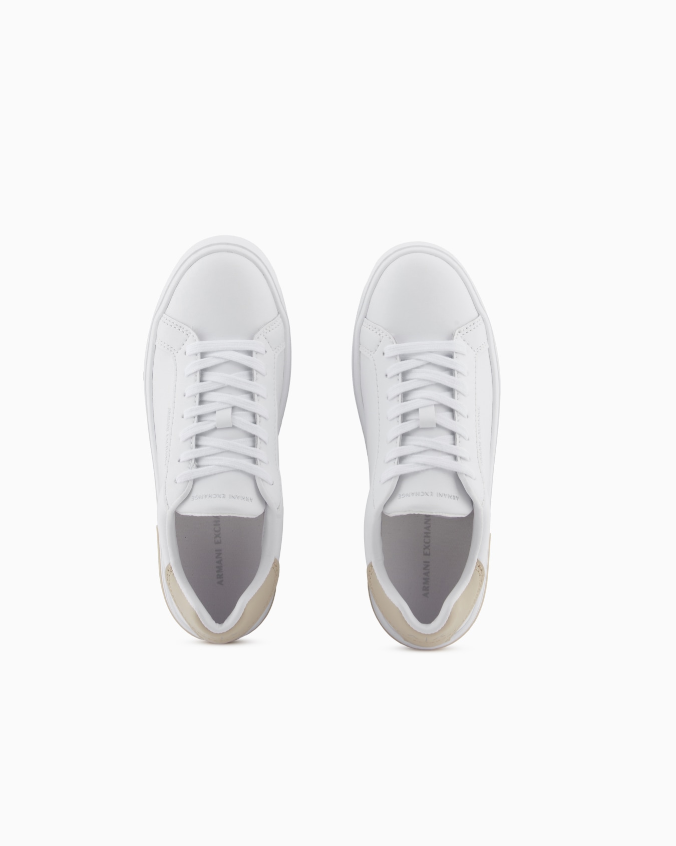 Baskets avec lacets et logo Diapositive 2