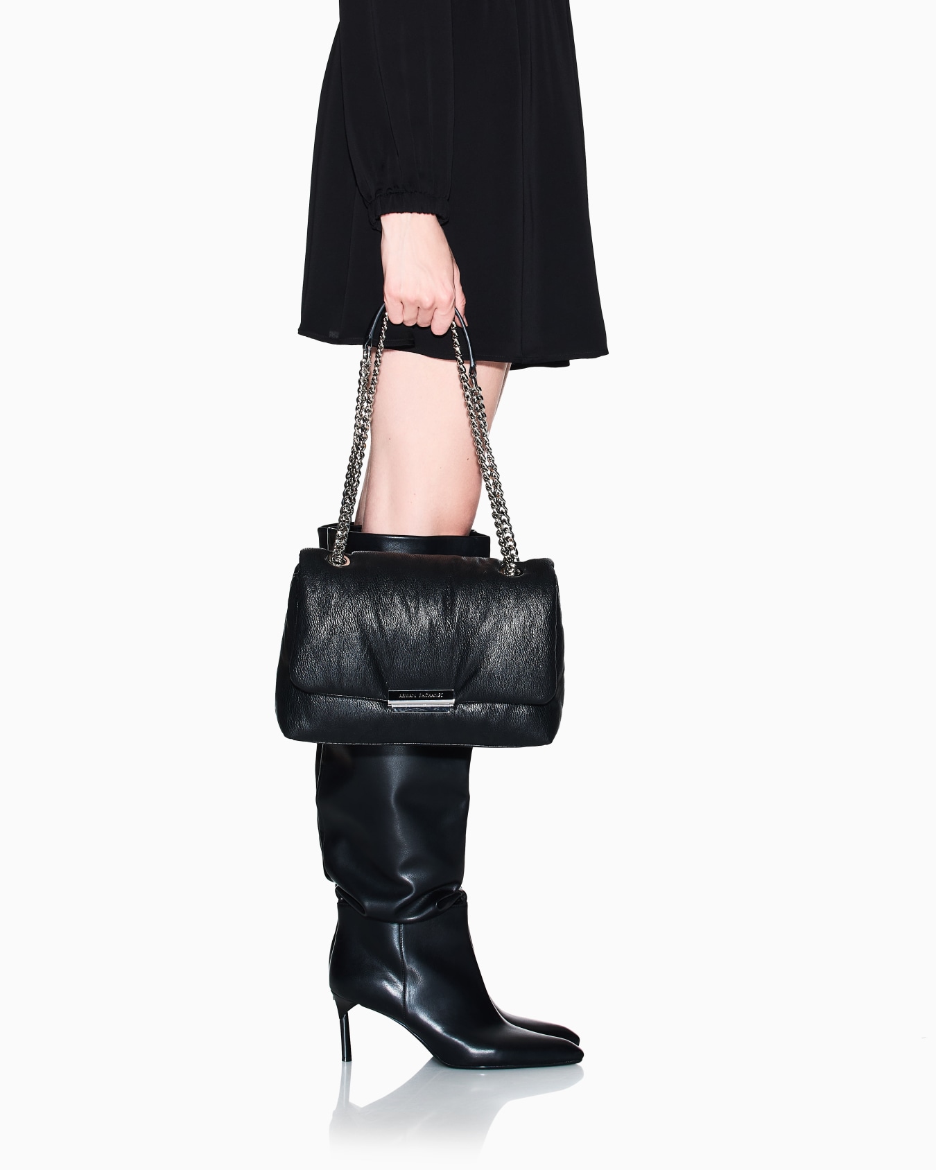 Shoulder bag with metal details Slide 5