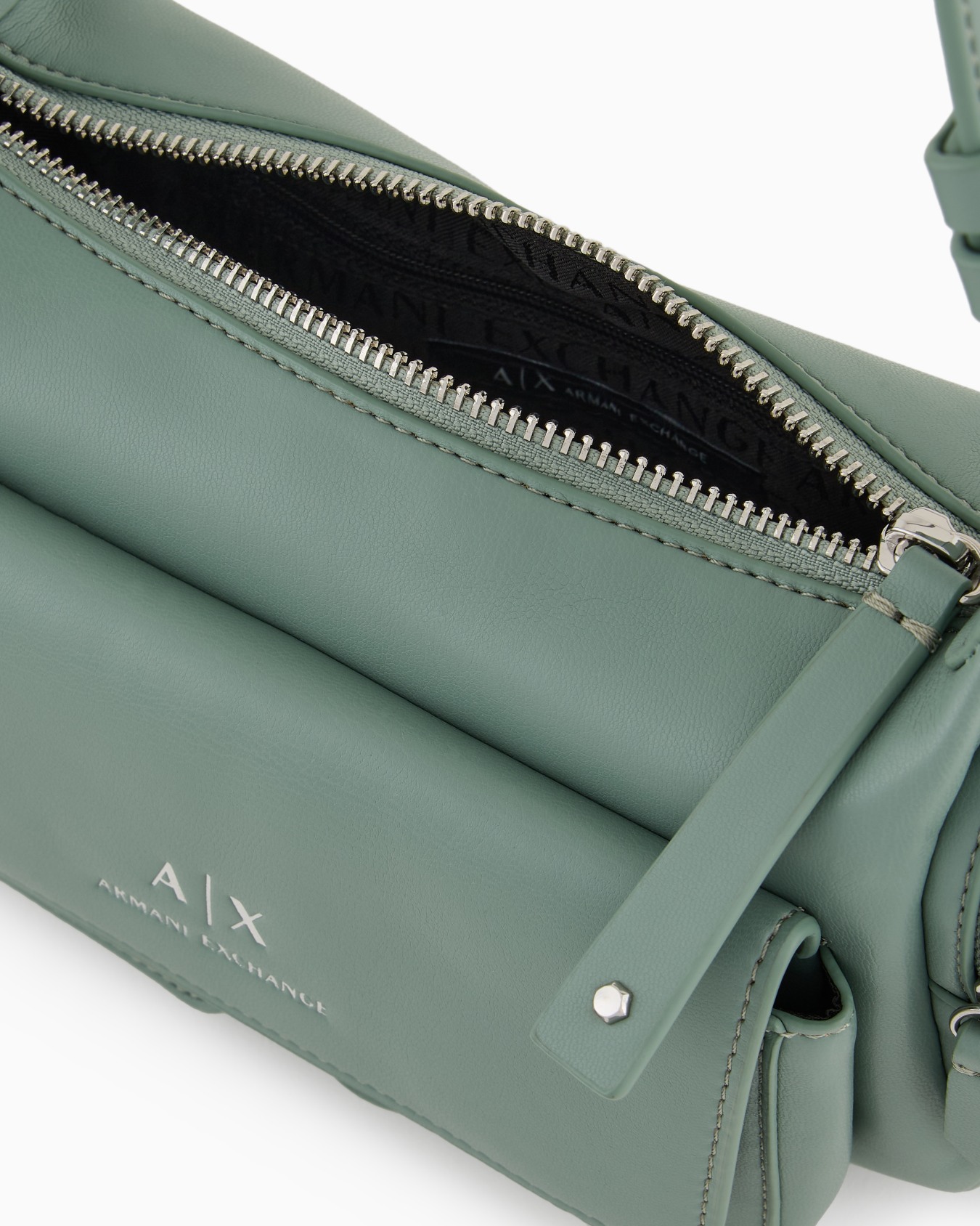 Large shoulder bag with side pockets Slide 3