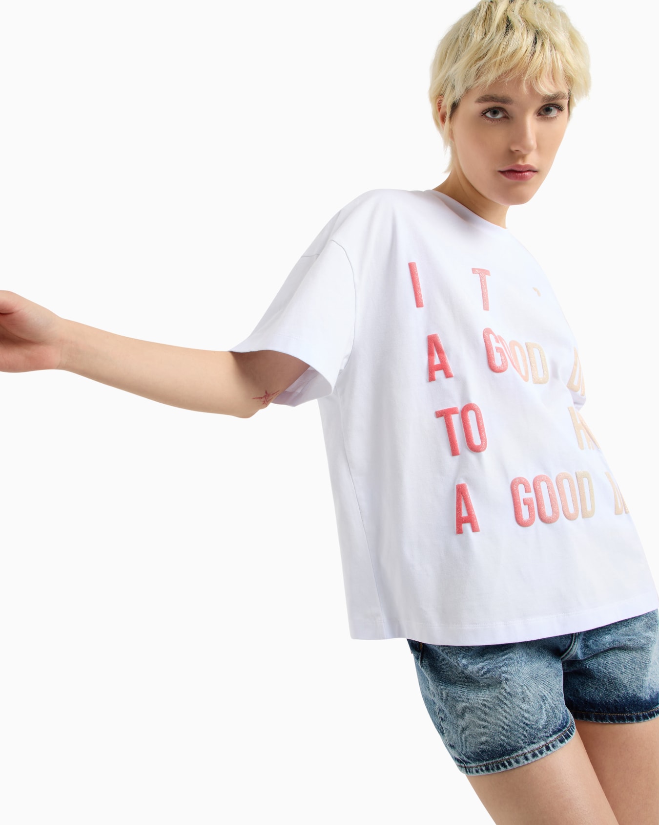 Good Day Boyfriend T-Shirt Slide 4