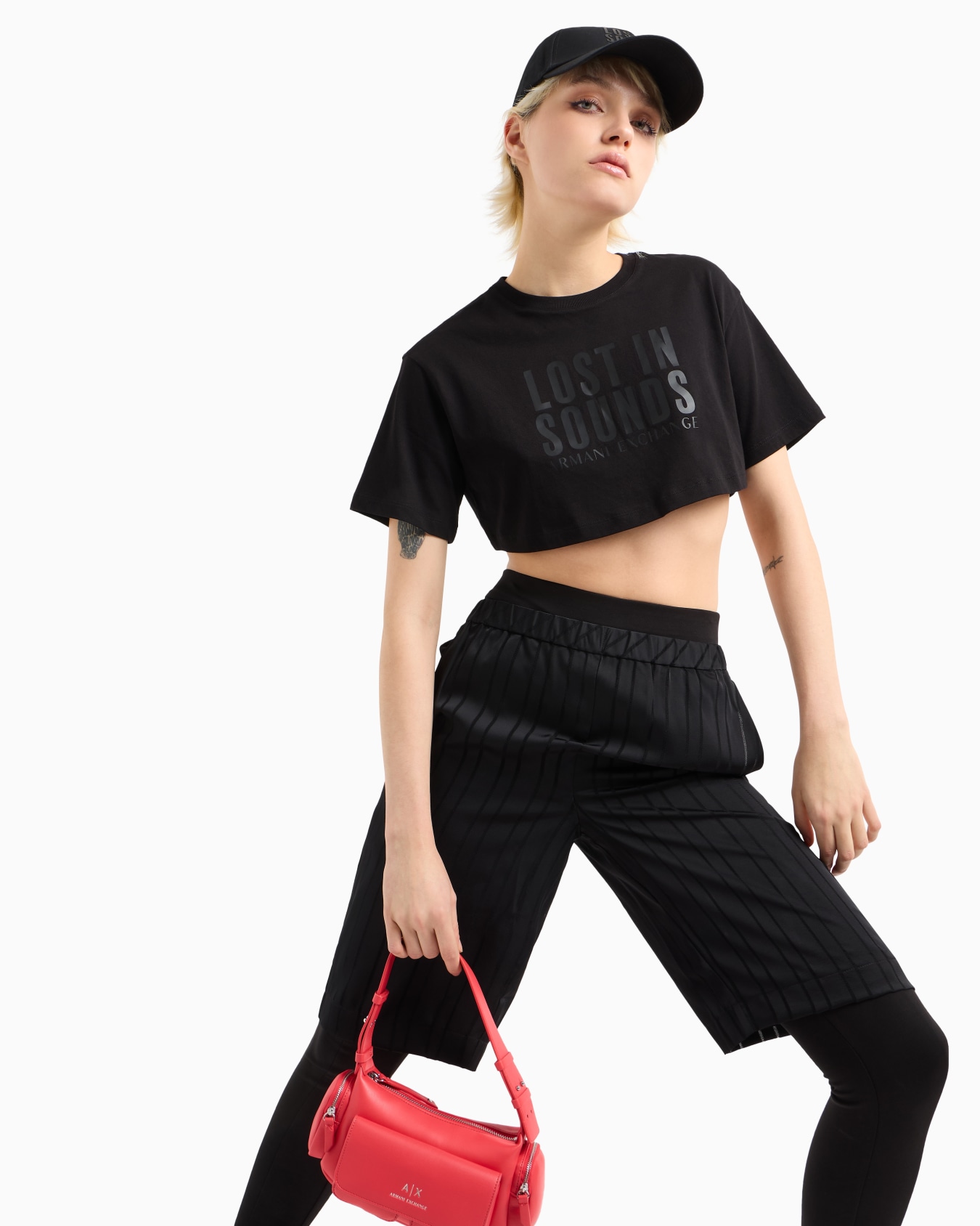 Lost in sounds cropped t-shirt Slide 5
