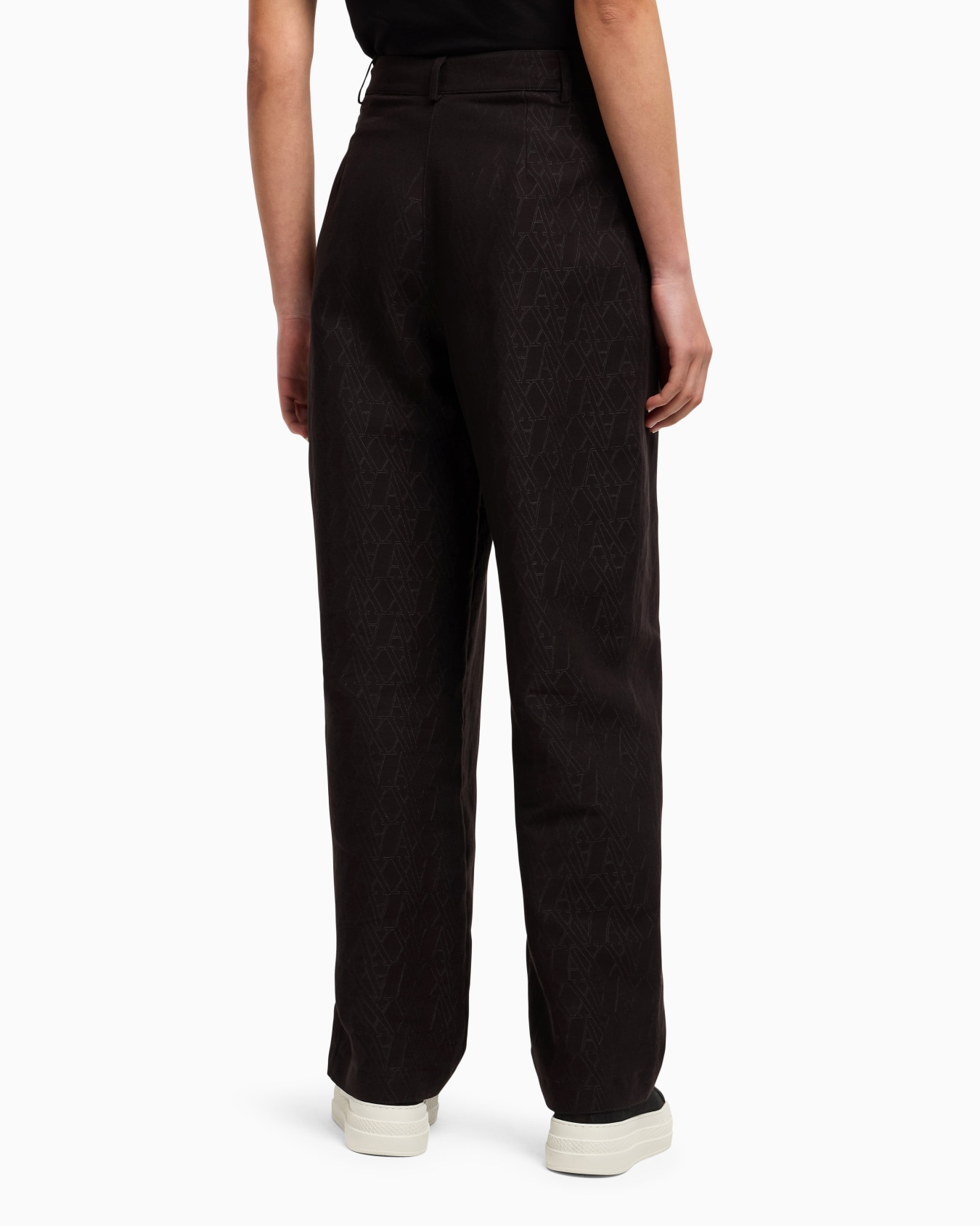 Pleated trousers with allover logo Diapositiva 2