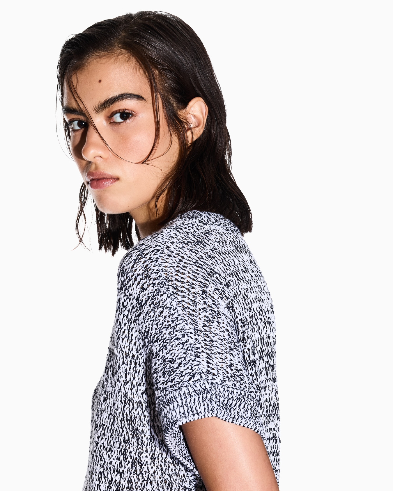 Perforated bouclé fabric sweater Slide 4