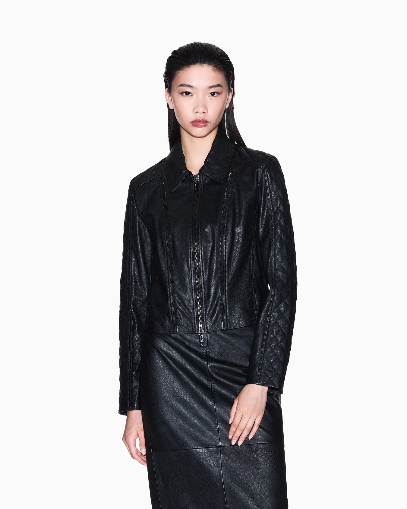 Leather jacket with quilted sleeves Slide 3