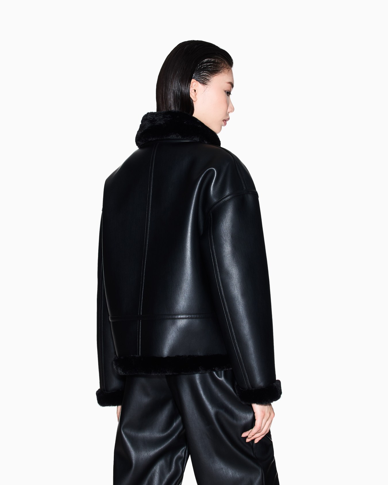 Short Faux Shearling Jacket Slide 2