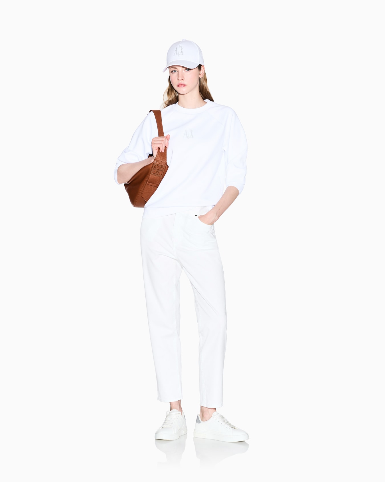 ICON クルーネックスウェットプルオーバー スライドする 1