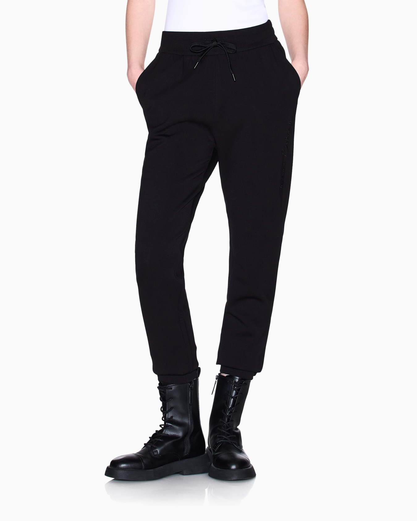 Scuba fabric jogger pants Slide 3