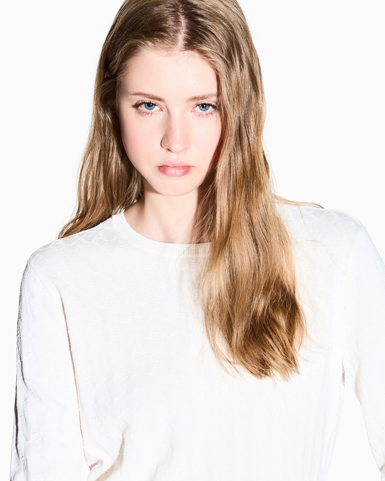 オールオーバーロゴ ラウンドネックニットプルオーバー スライドする 4