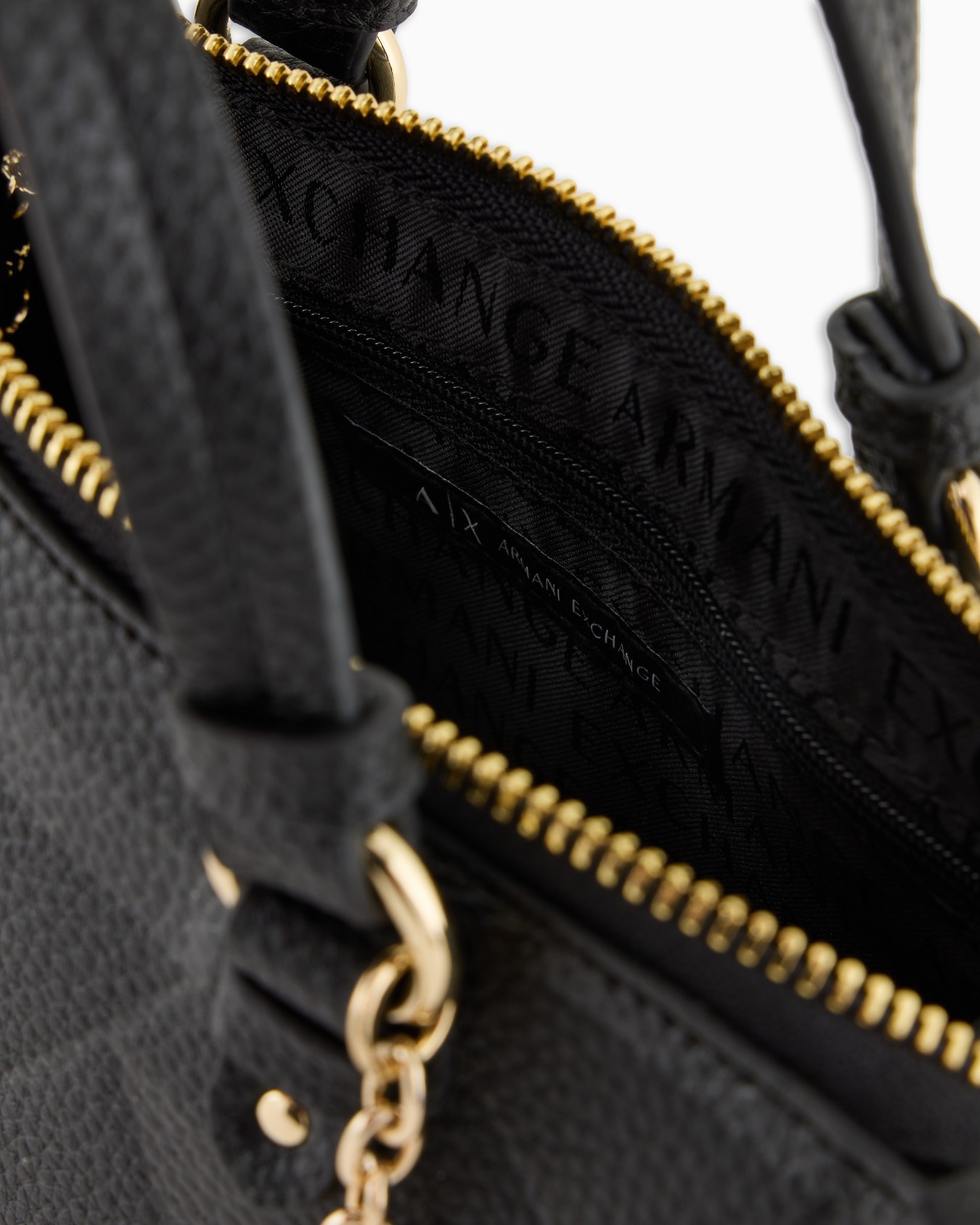 ⚫️値下げ可⚫️ブラック 革　ハンドバッグ P750🎀🎀カラーブラック🎀サイズ19 x 10🎀💞人気版ワンプル