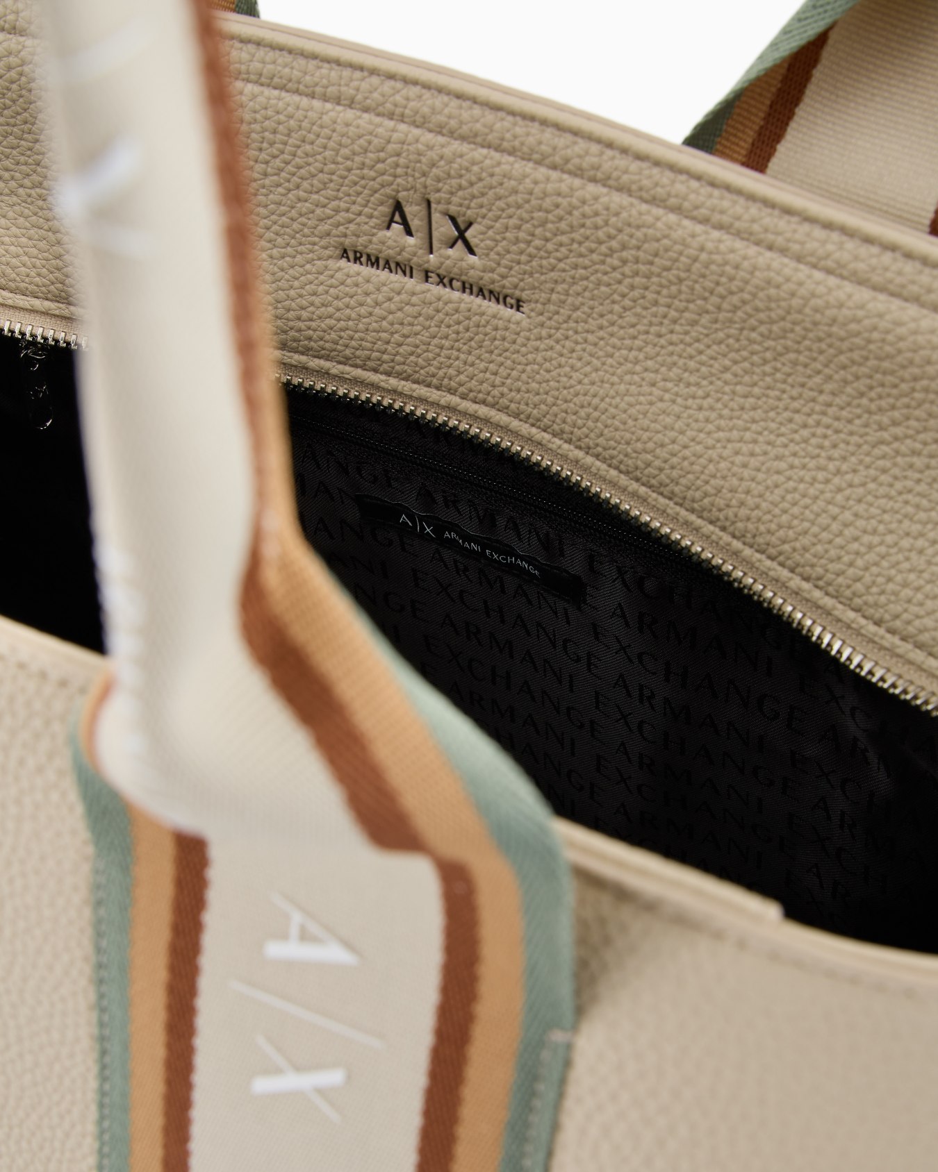 Shopper bag with contrasting bands Slide 3