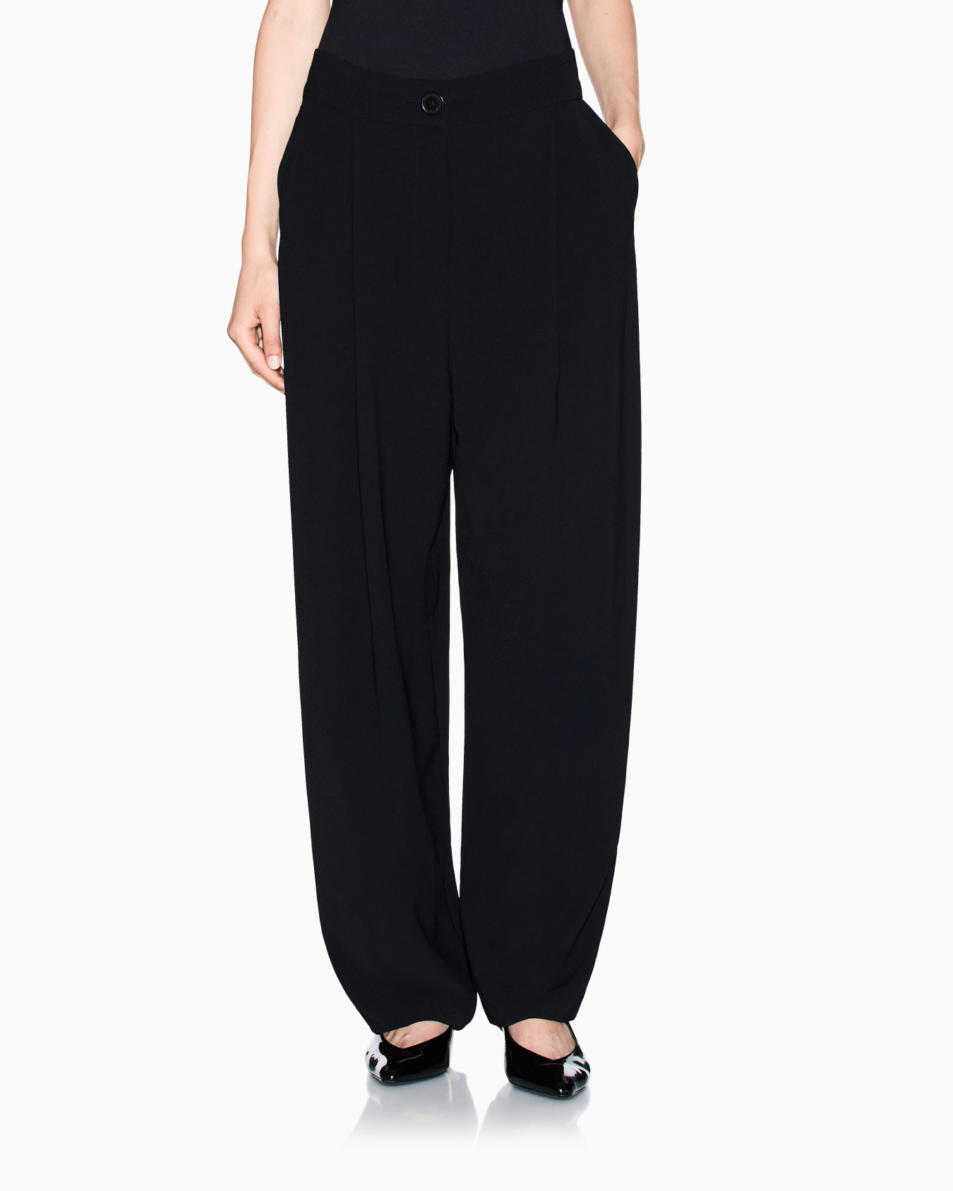 Twill pleated trousers Slide 3