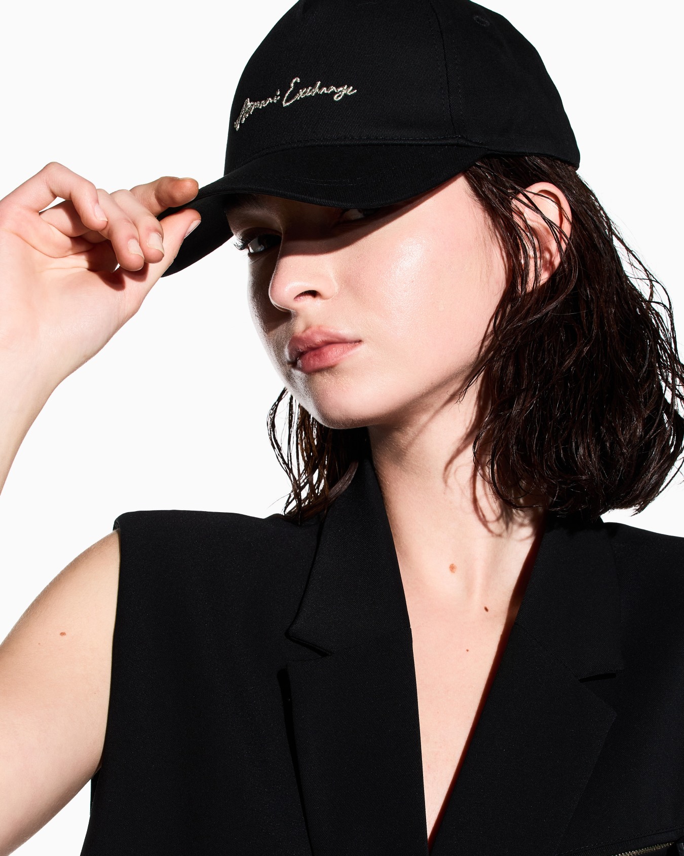 Trucker hat in cotton twill Essential Logo Signature Slide 4