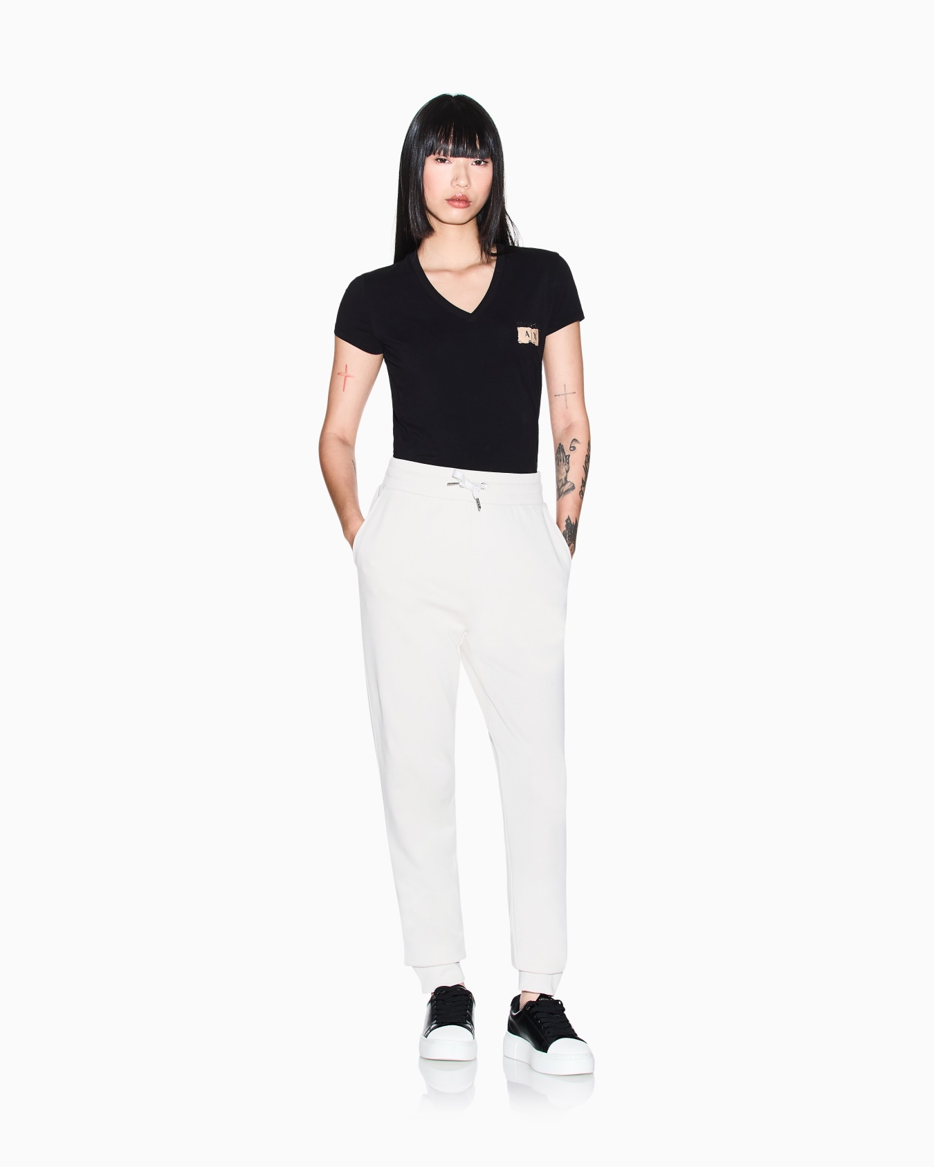 Relaxed fit trousers Slide 1