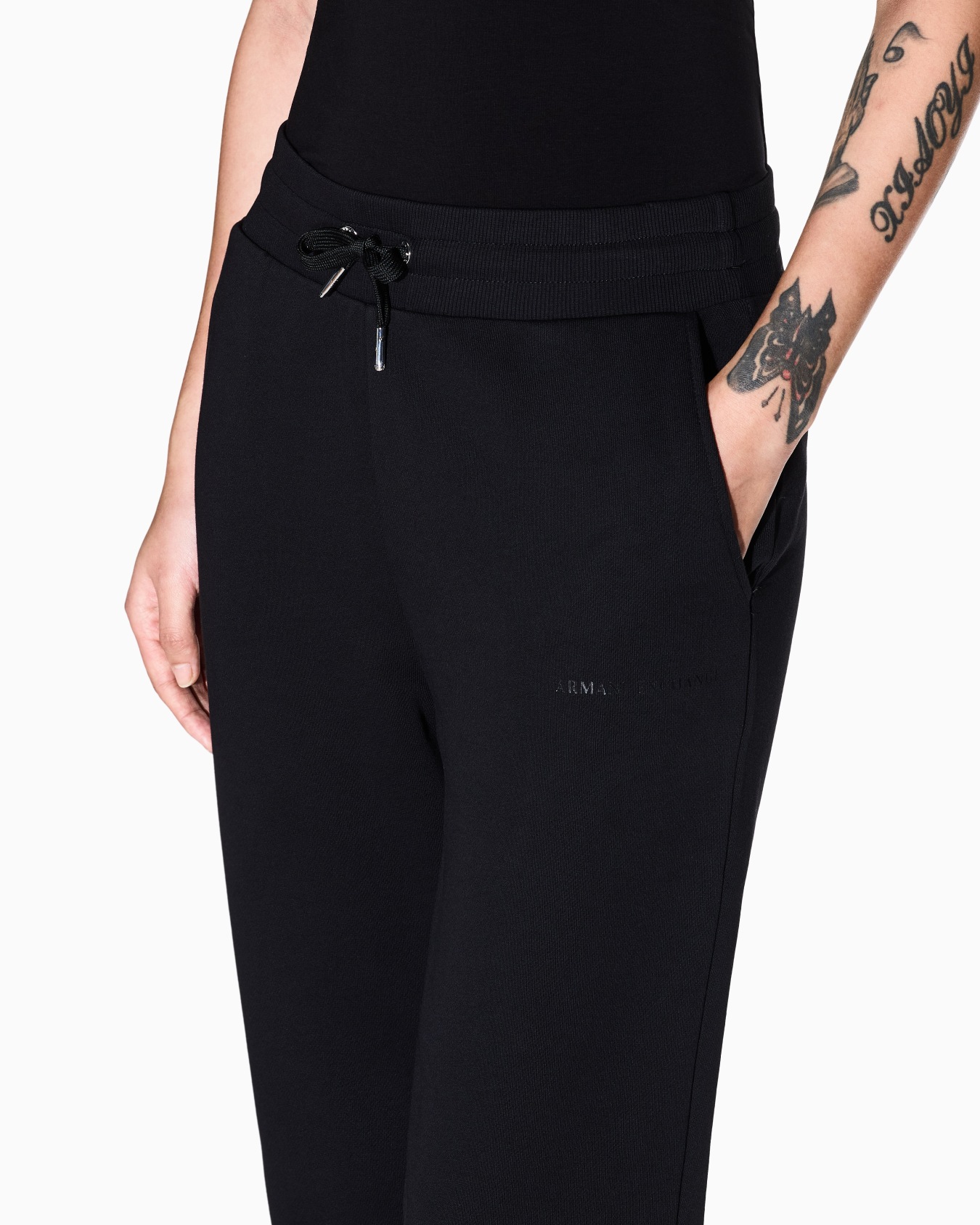 Relaxed fit trousers Slide 4