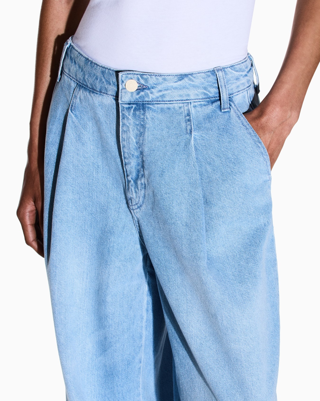 LIGHT BLUE DENIM TROUSER Slide 4