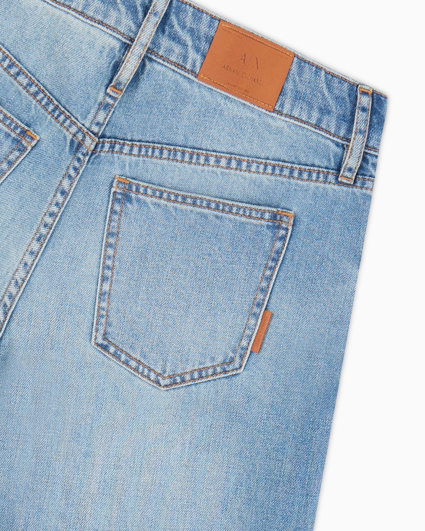 Relaxed fit jeans in stretch cotton denim Slide 5