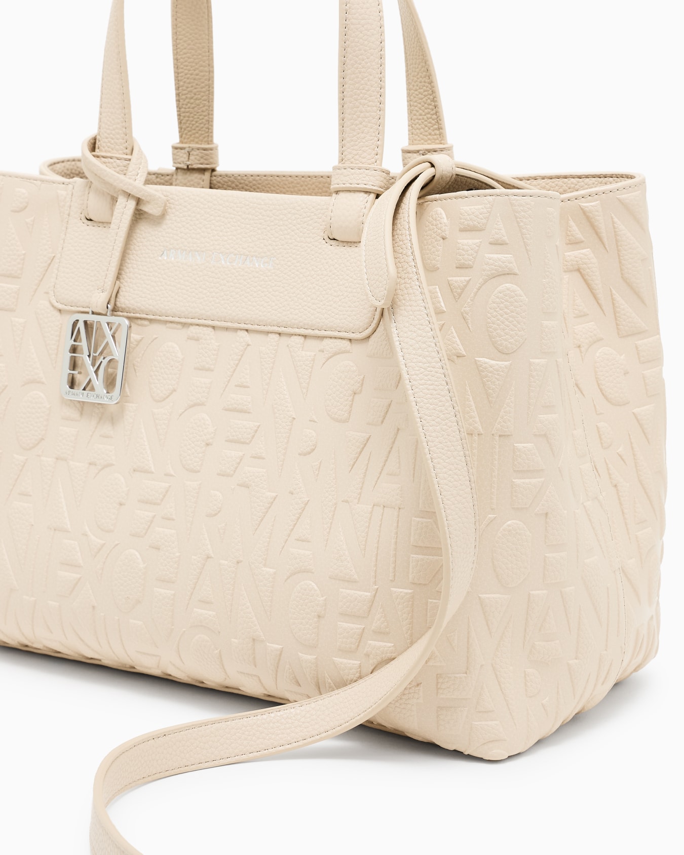 Smooth technical fabric shopper Slide 4