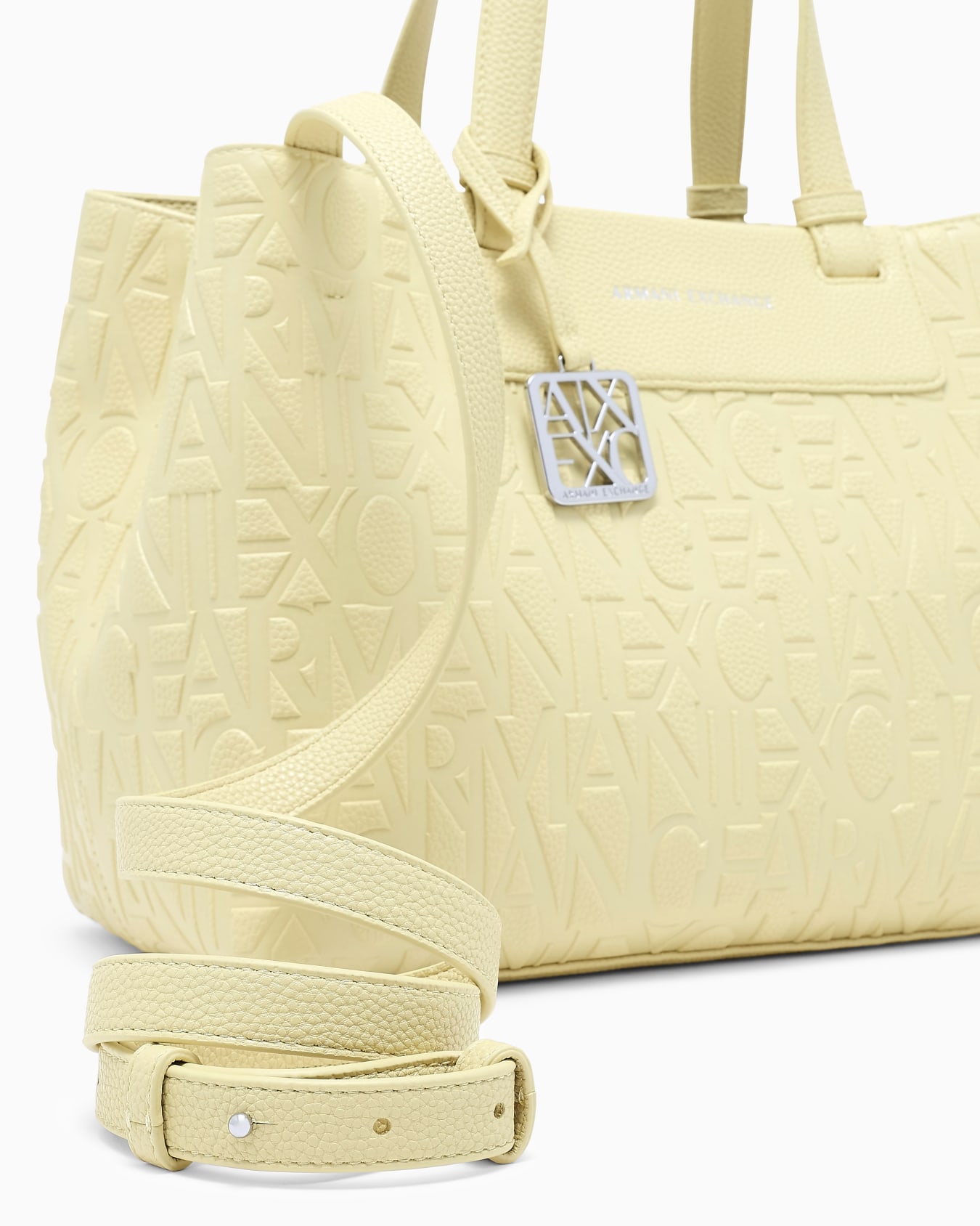 Smooth technical fabric shopper Slide 4