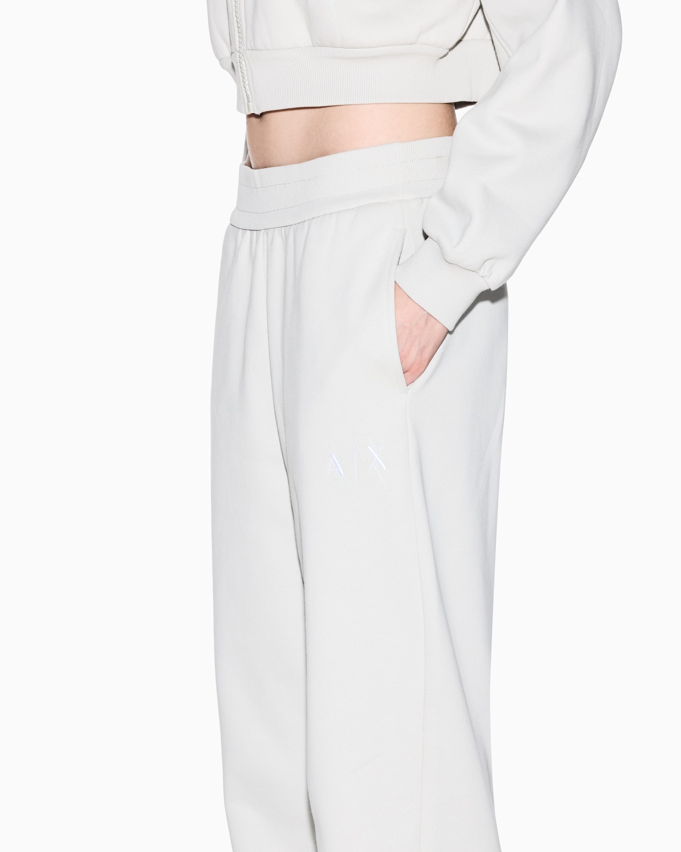 Sweatpants Slide 4