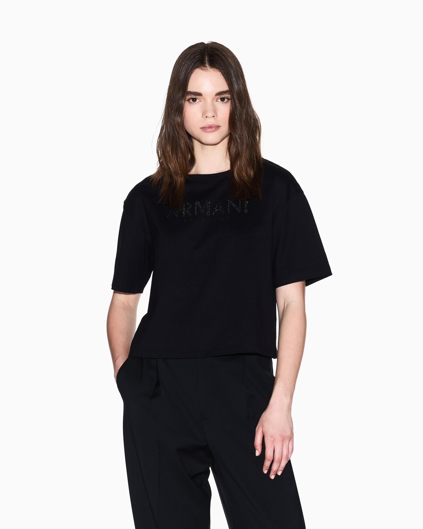 Cropped T-Shirts Slide 3