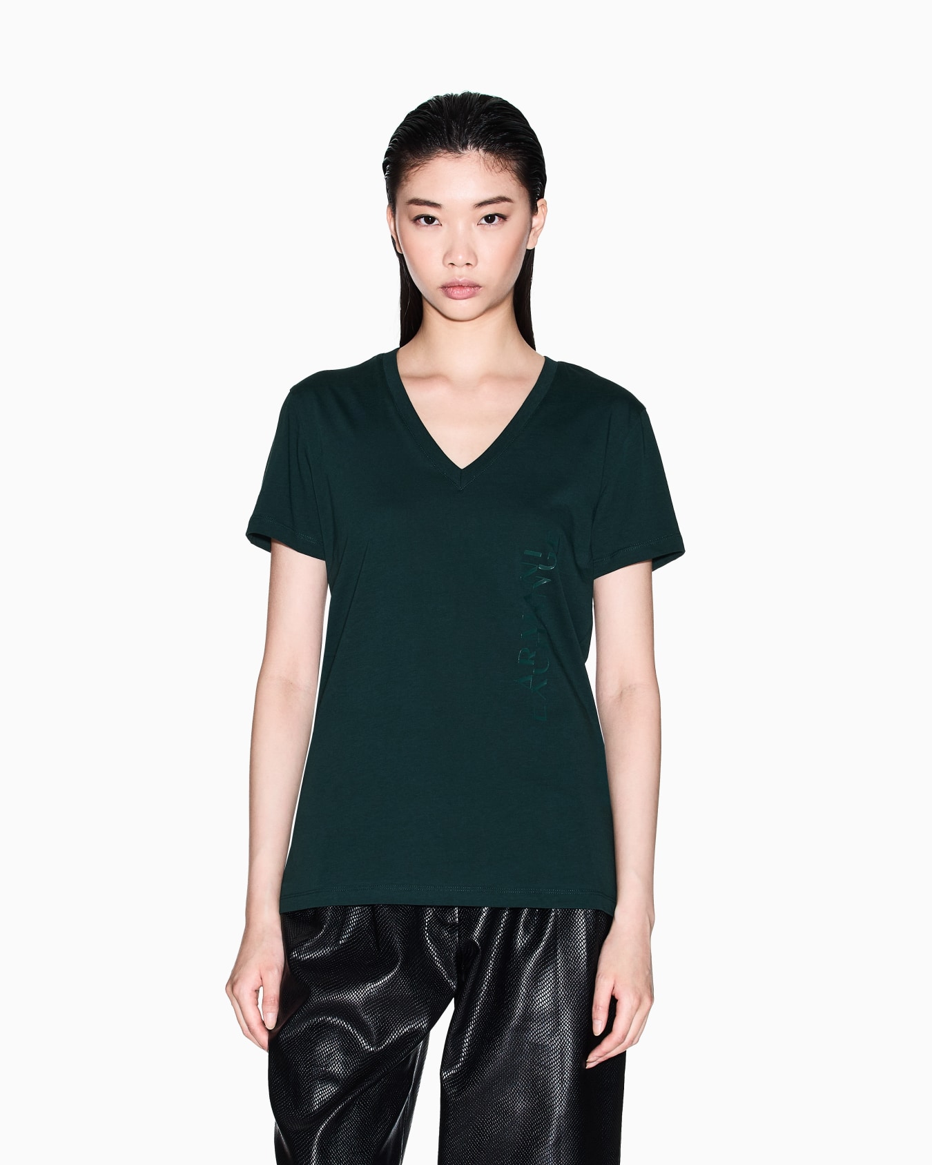 V Neck T-Shirt Slide 3