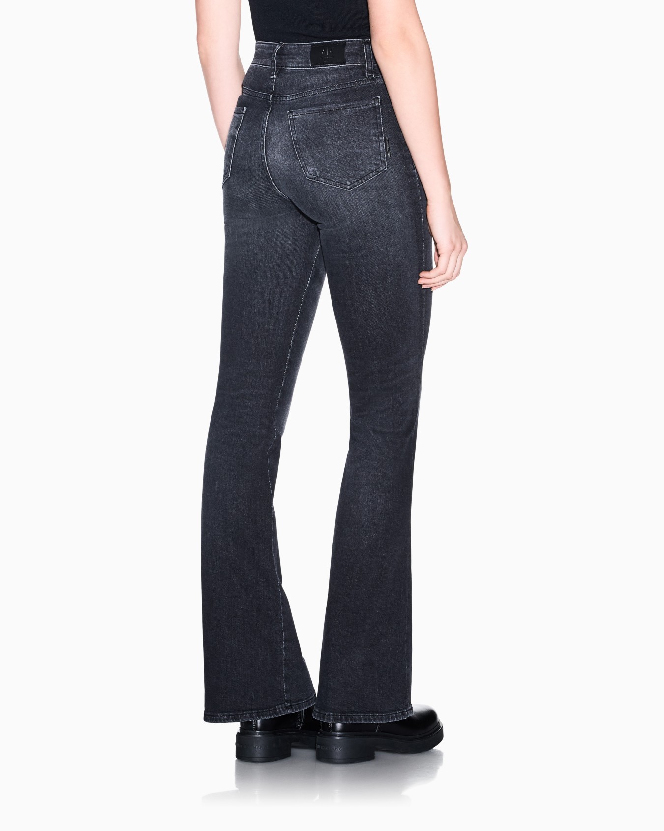 regular fit 5 pockets pant in ultra stretch denim Slide 4