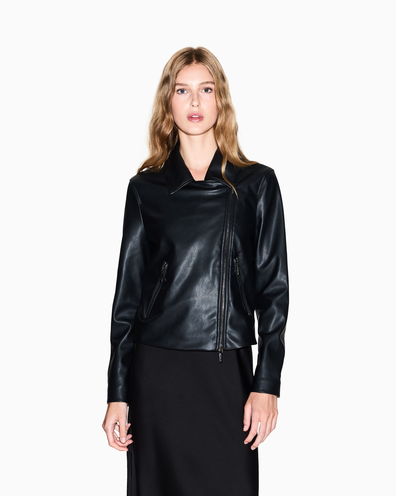 BLACK ASYMMETRICAL ZIP UP JACKET 슬라이드 3