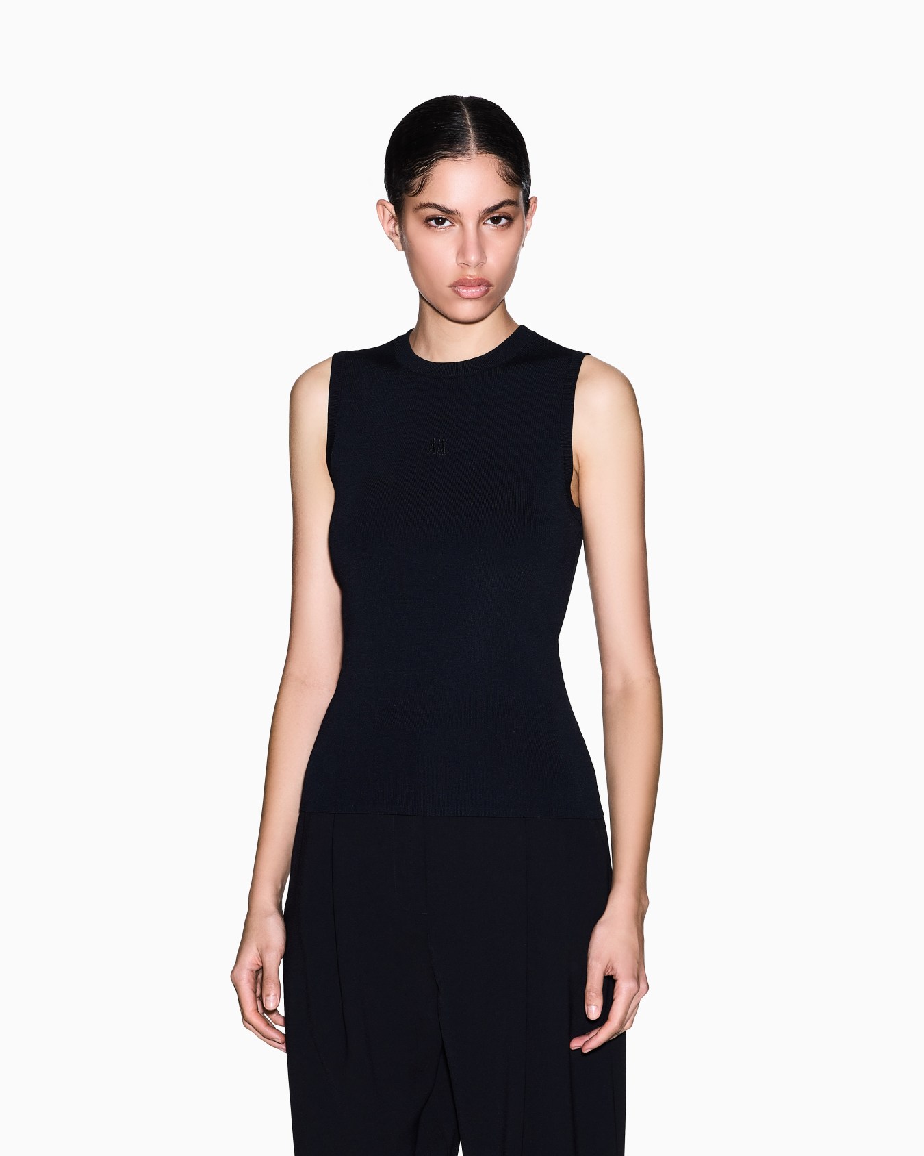 Knitted Top in technical fabric Slide 3