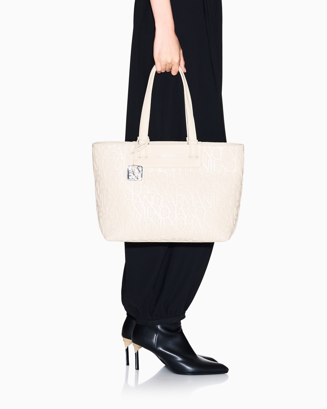 Shopper bag with allover logo Slide 5